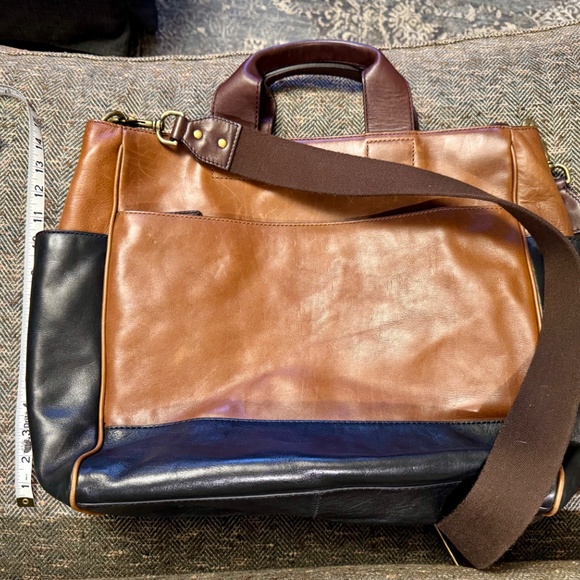 COACH Weekend Tote, Brown Leather with Side Pockets (Authentic Pre-Owned) - Picture 12 of 14